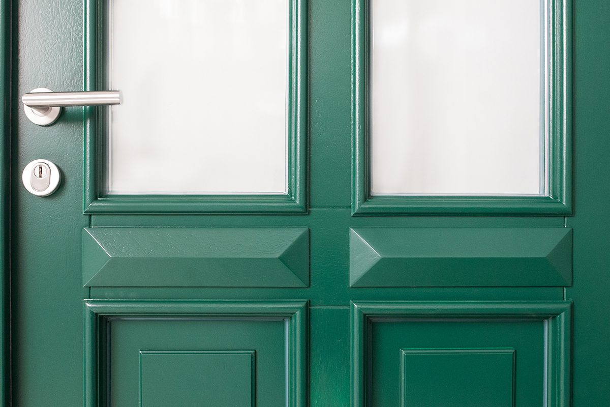 Holzhaustür Drücker und Rosette aus Edelstahl